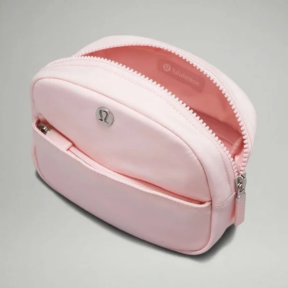 NWT lululemon City Essentials mini pouch 2L, Flush Pink - Picture 2 of 7